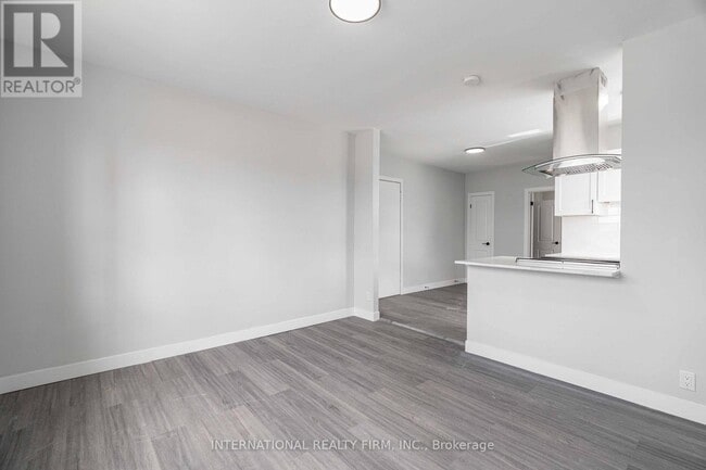 Photo - 215 Hamilton