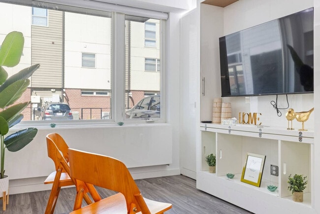12607 Larchmere Blvd Unit SI ID1592253P