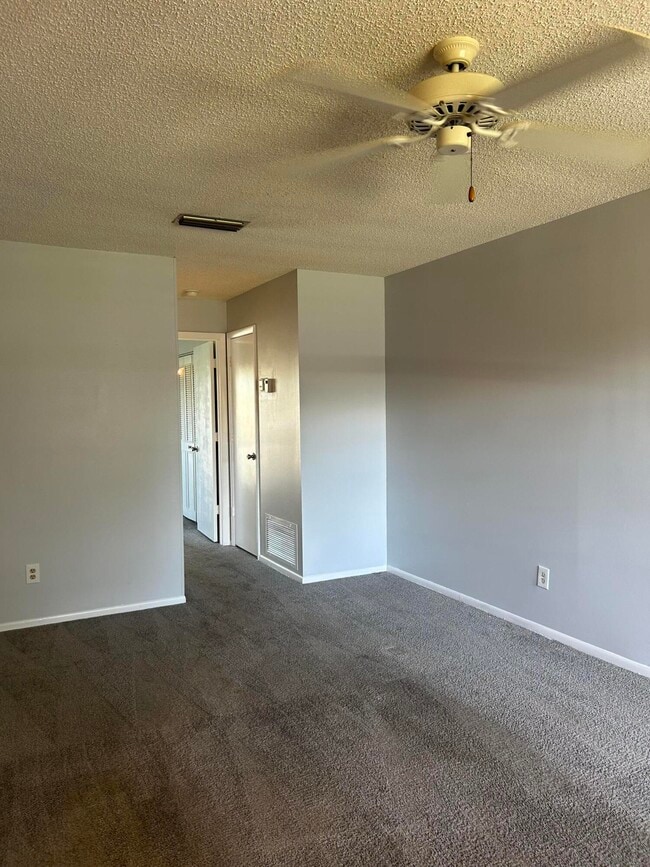 Photo - 19 Lake Vista Trail Unit 203