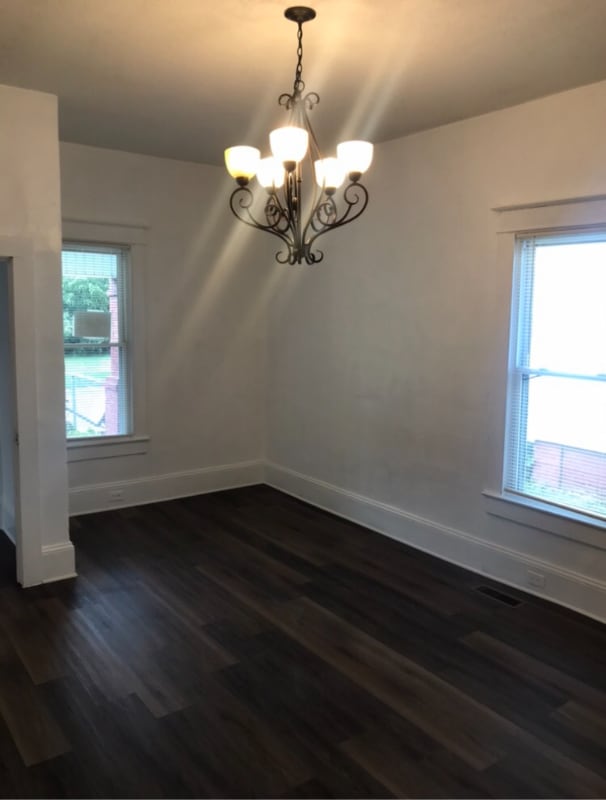 Photo - 1104 N George St