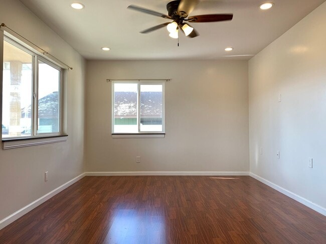 Photo - Lam, Clyde or Patcharee Unit 2 Bed