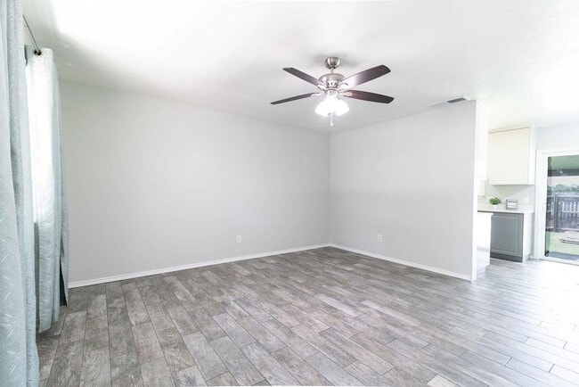 Photo - 1515 Glenmeadows Dr