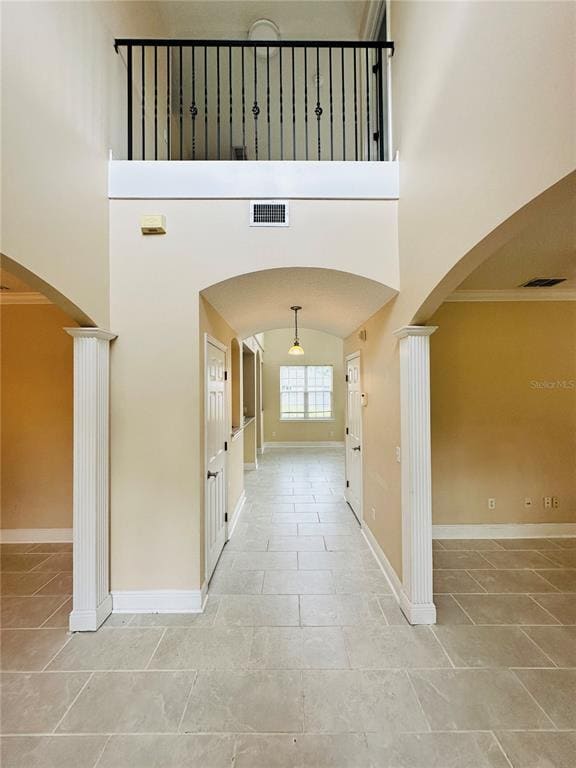438 Palm Dr