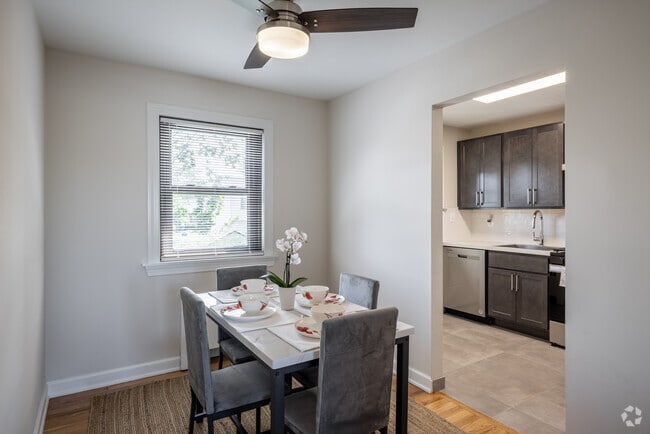 2BR, 1BA - 800SF - Dining Room