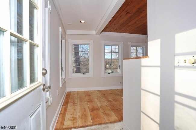 Photo - 140 Cupsaw Dr