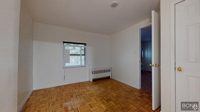Building Photo - 78 E 3rd St Unit 5R Rental