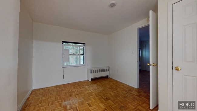 Building Photo - 78 E 3rd St Rental