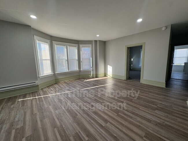 Photo - 25 Wayside Ave