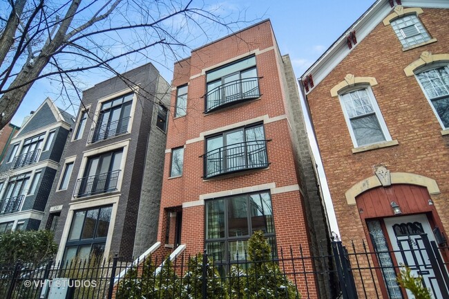 Photo - 857 N Paulina St Unit 3