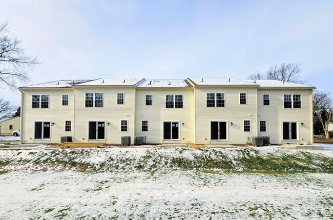 Photo - 950 N 9th St