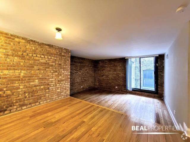 Building Photo - 2 bedroom in CHICAGO IL 60610 Unit K2 Rental