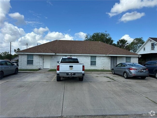 Building Photo - 701 Oblate Ave Rental