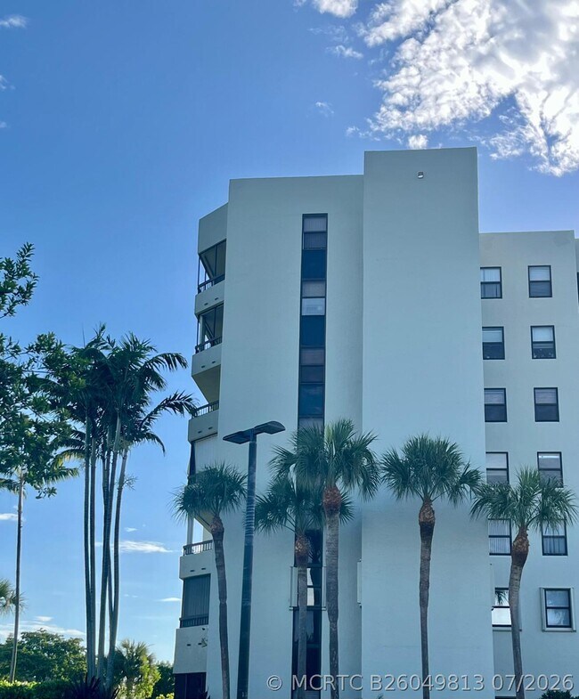 Building Photo - 6463 La Costa Dr Unit 603