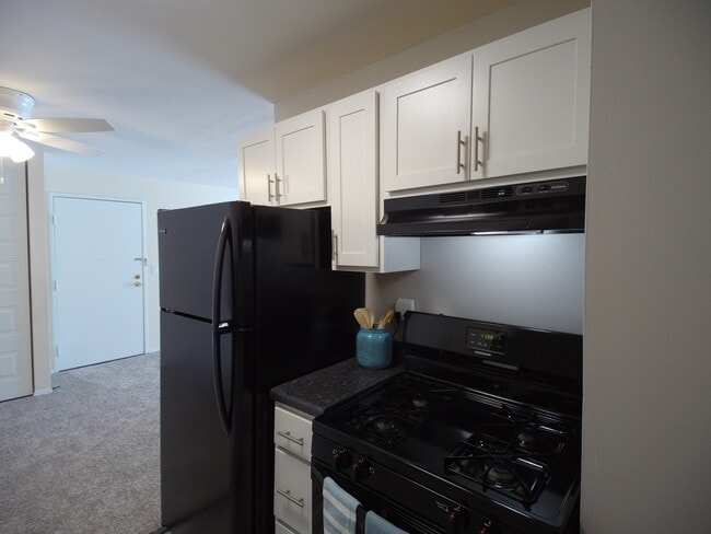 Indian Hills Apartments