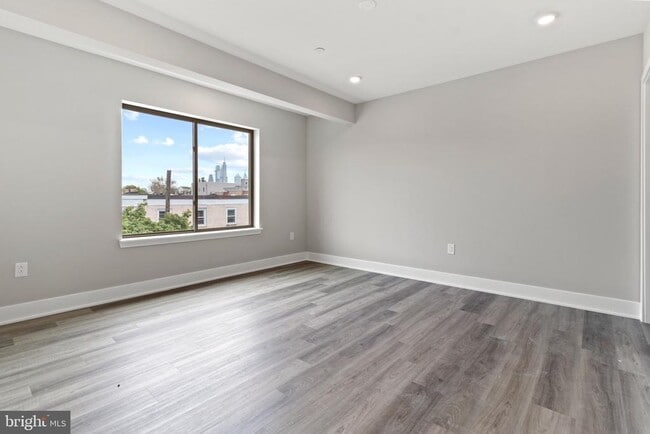 Photo - 520 N 37th St Unit 03