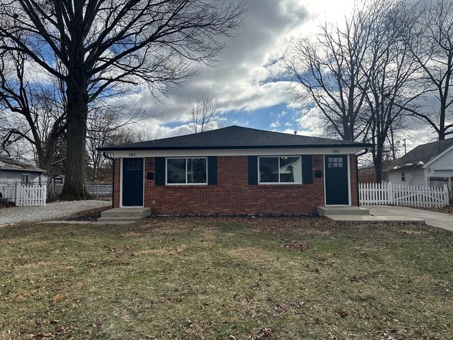 Building Photo - 503 E Pearl St