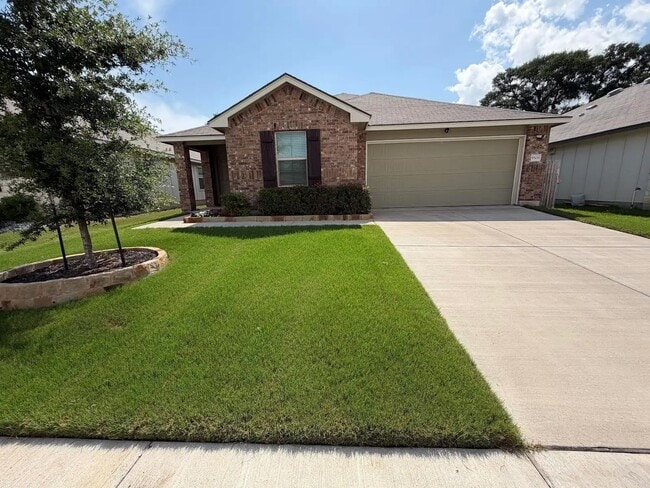 Building Photo - Beautiful 3 Bedroom home in Yowell Ranch