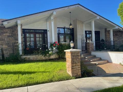 17220 Ballinger St Unit Guest Suite - Luxurious