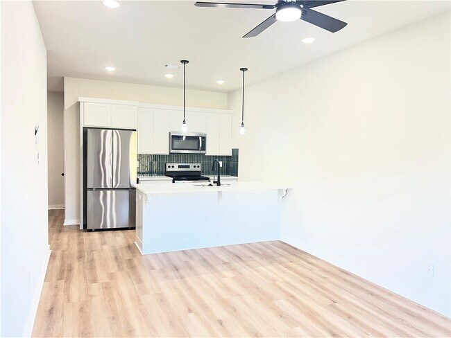 Photo - 1713 Cuppett Cir