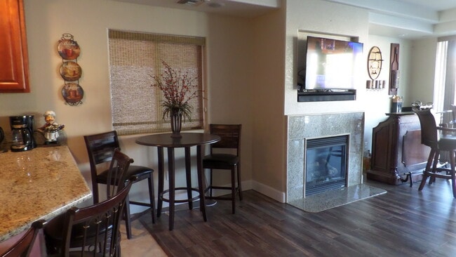 Photo - VACATION RENTAL - Condo on the River