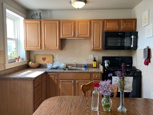 3 Bedroom Home in Manheim Township School ... - 3 Bedroom Home in Manheim Township School ...