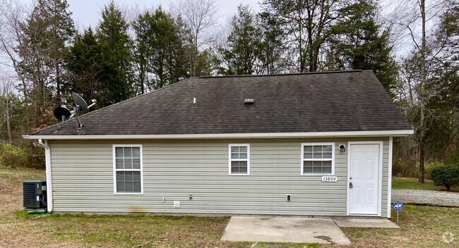 Building Photo - 13804 Circle Dr Rental