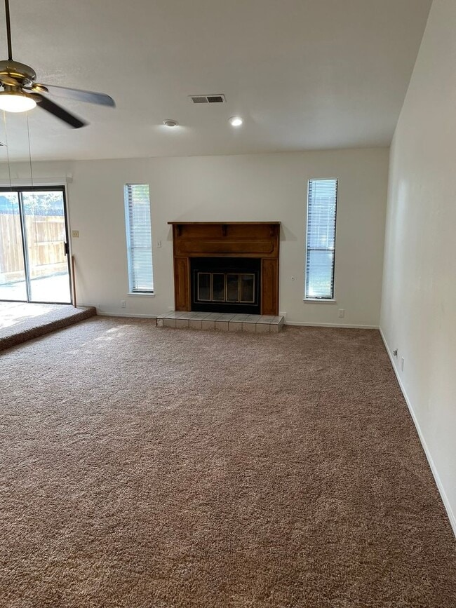 Photo - 459 Ranchwood Dr