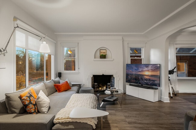 Photo - 2126 N 50th St Unit SI ID1607386P