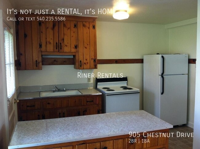 Photo - 905 Chestnut Dr