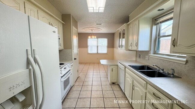 Photo - 7820 Vernon Ave