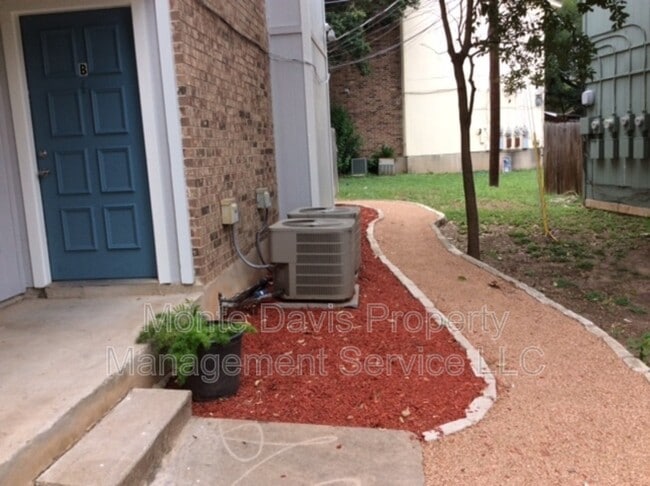 Photo - 11800 Alpheus Ave Unit B