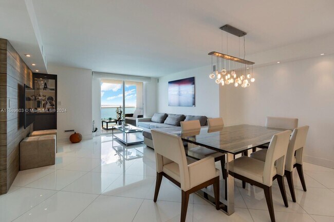 2101 Brickell Ave Unit 2706