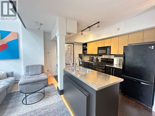 Photo - 1238 Richards St