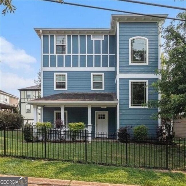 Photo - 713 McWilliams Rd SE