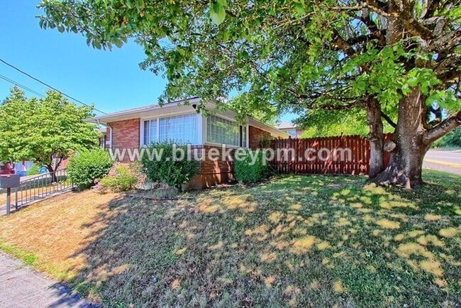 4 Bed, 2 Bath Home with Finished Basement, Lg Fenced Corner Lot, Office and 2 Car Garage