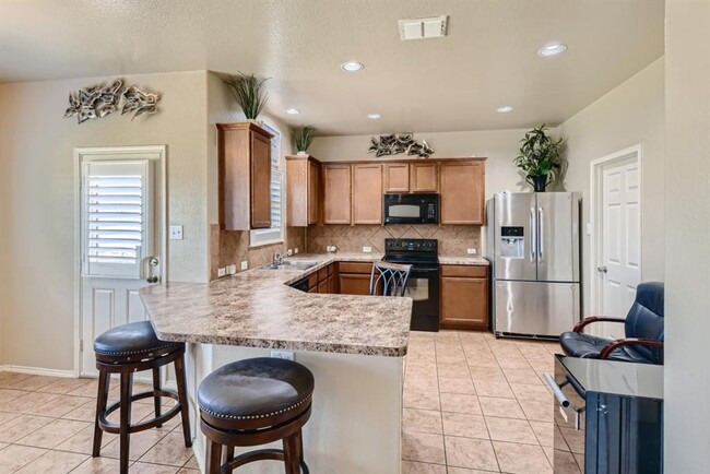 Photo - 1629 Kings Glen Ln