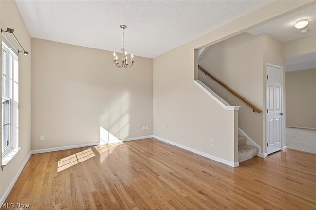 Photo - 159 Stone Ridge Way