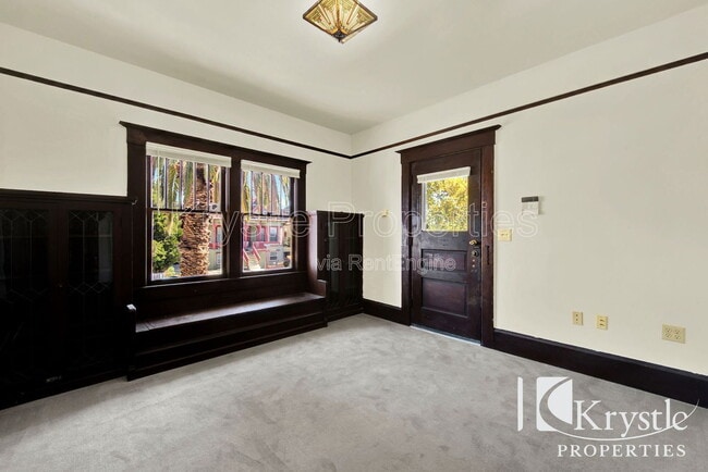 Photo - 417 El Dorado St