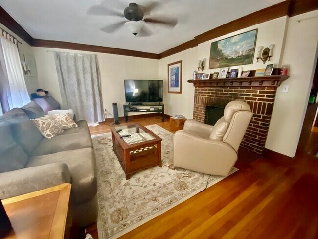 Photo - 164 Walter St Unit 1
