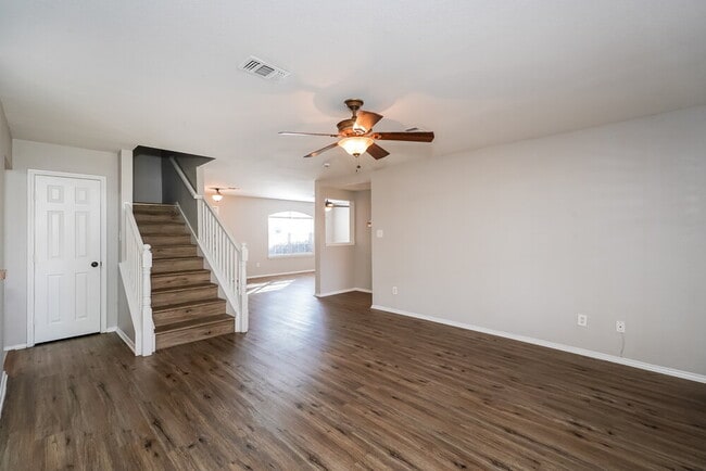 Photo - 239 Centennial Pl