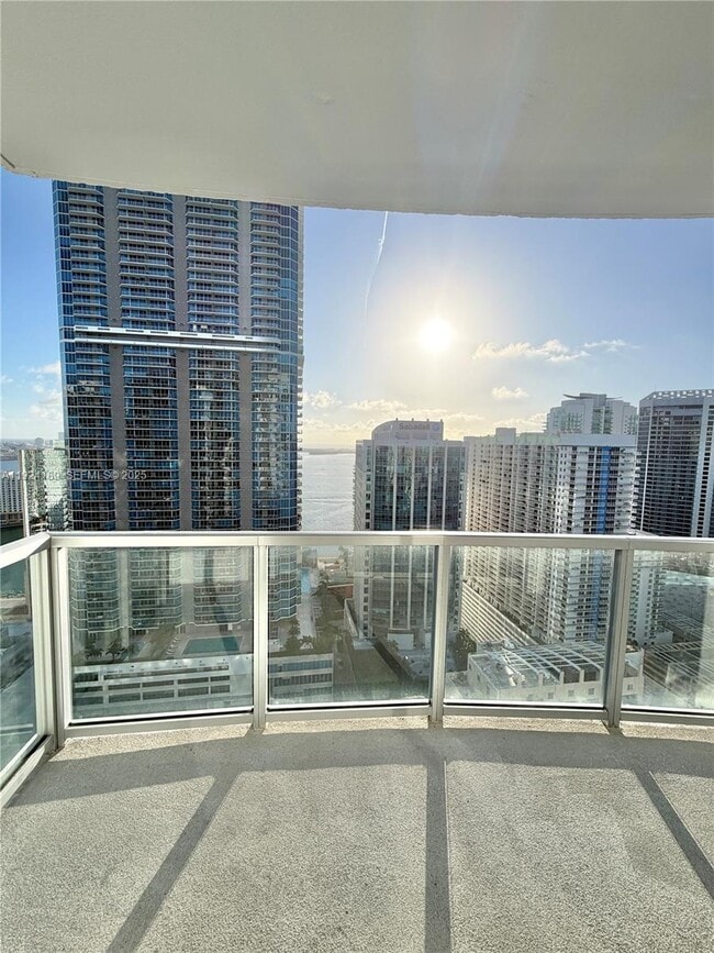 Building Photo - 1060 Brickell Ave Unit 3705