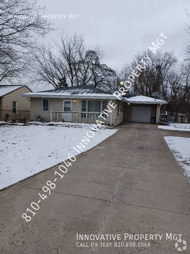 Building Photo - Great 2 bed, move-in ready, Grand Blanc Sc... Rental