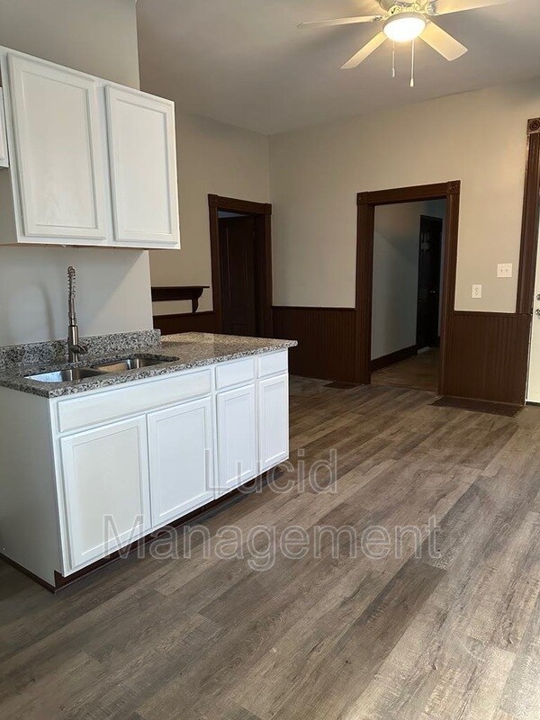 Photo - 3324 Vetter Ave
