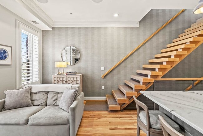 Photo - Logan Circle Condo Unidad 2