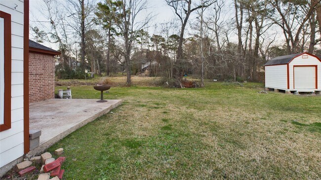 Photo - 556 Roanoke Dr