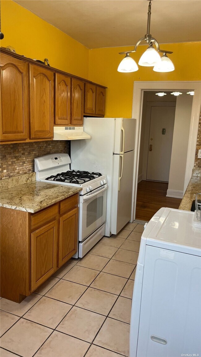 839 Lefferts Blvd Condo Unit 6 F Condo for Rent in Queens, NY