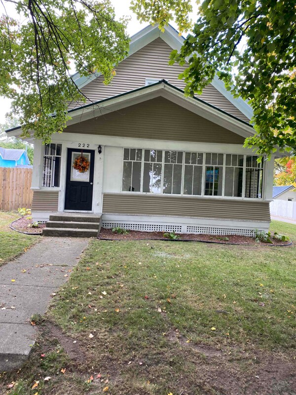 Photo - 222 S 2nd St House