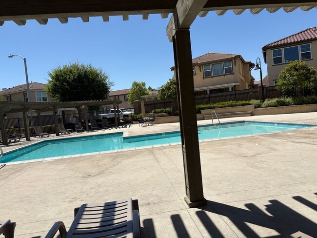 Photo - Beautiful 3-Bedroom, 2.5 bath in the  Glen...