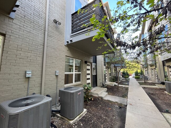 Photo - Modern living in trending East Dallas at METRO AT LIVE OAK!