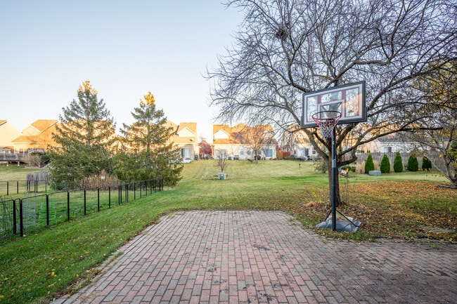 Photo - 511 Maggie Ln